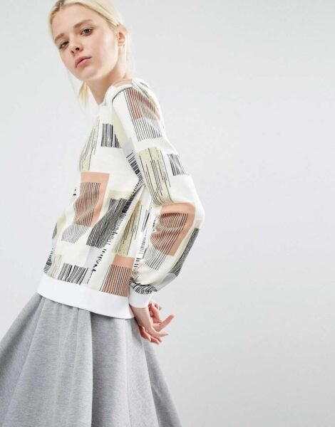 Sweatshirt in Geometric Print